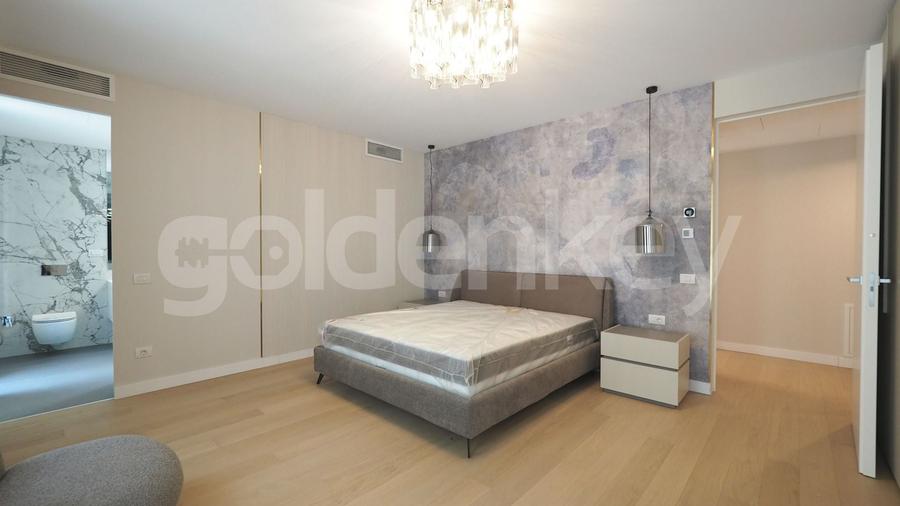 Apartament cu 4 camere semidecomandat, mobilat în Aviatorilor