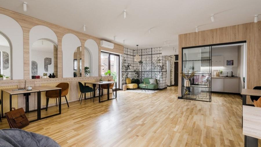 Apartament cu 4 camere decomandat, mobilat în Primăverii