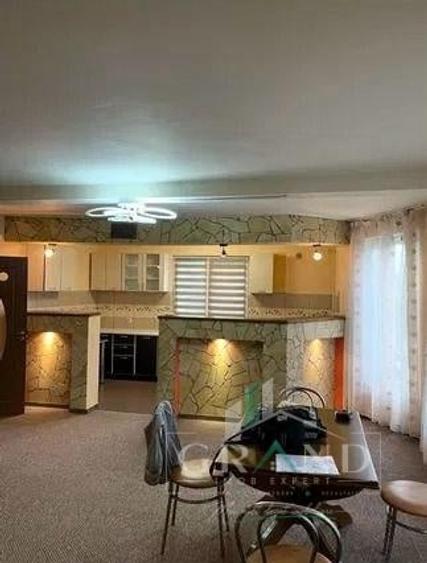Casă individuală cu 5 camere cu Canalizare în Sânnicoară