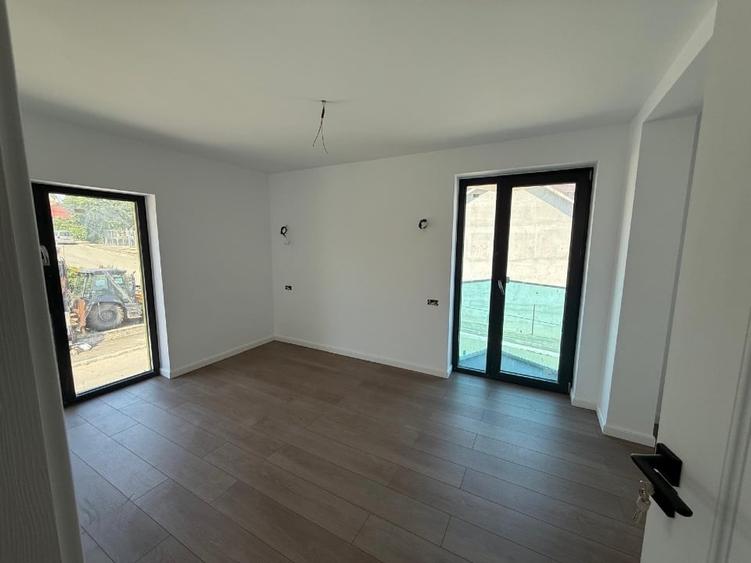 Apartament cu 2 camere decomandat în Nord-Est
