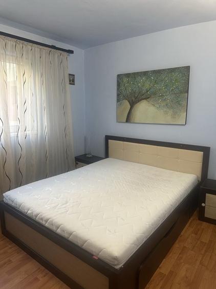 Apartament cu 2 camere decomandat în Cetate