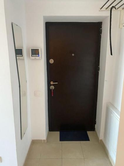 Apartament cu 2 camere semidecomandat în Mihai Bravu