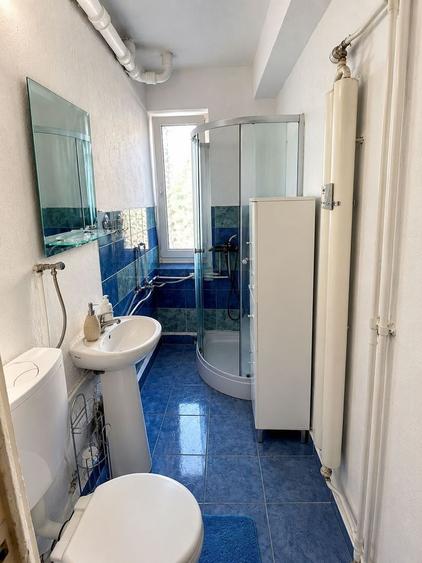 Apartament cu 2 camere semidecomandat, mobilat în Ultracentral