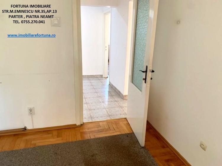 Apartament cu 4 camere decomandat în Central