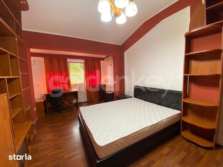 Casă cu 4 camere cu Teren 380 Mp în Central