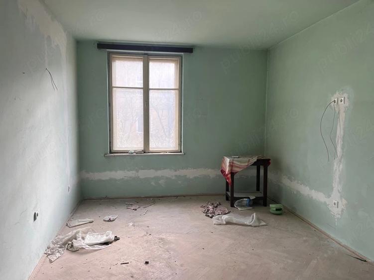 Apartament cu 2 camere decomandat în Petros