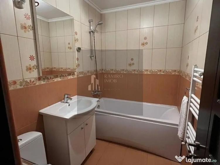 Apartament cu 3 camere semidecomandat în Colentina