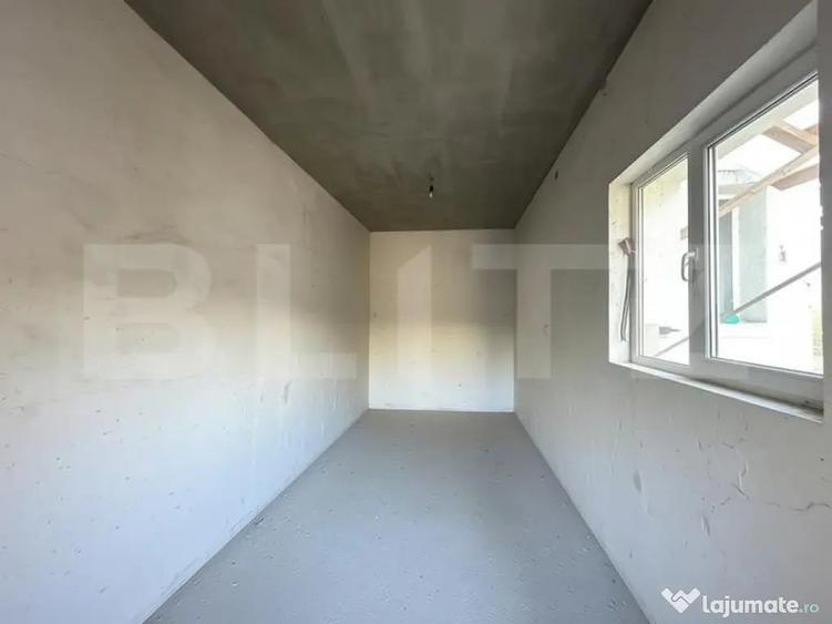 Casa cu 2 locuin?e ?i teren ~200 mp in Doroban?i M? - 5