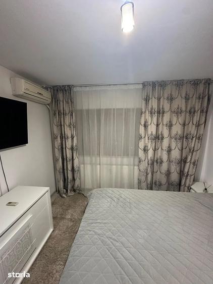 Apartament cu 4 camere decomandat, mobilat în Sebastian