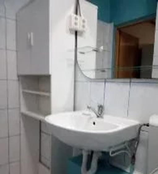 Garsonieră nedecomandată, mobilată în Tătărași