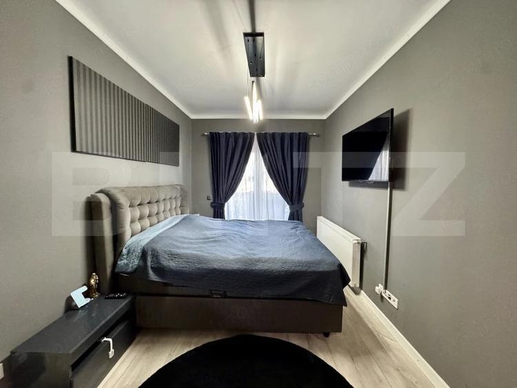 Vand apartament 3 camere - 81 mp - etaj 1 + loc de parcare - UNIRII - 7