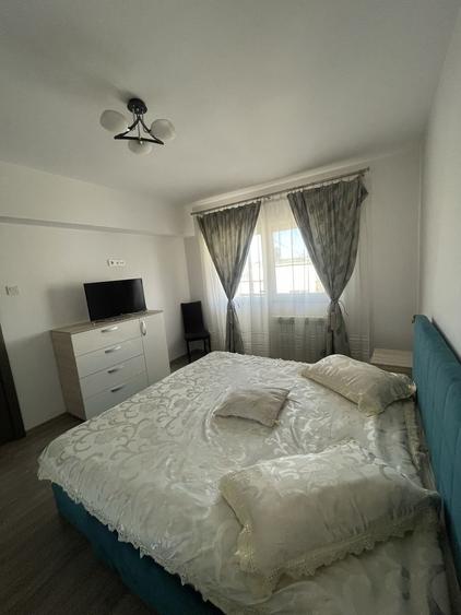 Apartament cu 2 camere semidecomandat, mobilat în Central