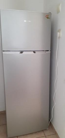 Apartament cu 2 camere semidecomandat în Intim