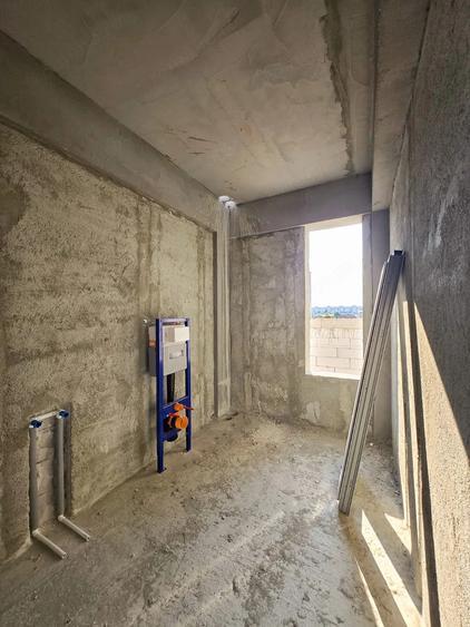Apartament cu 4 camere decomandat în Militari