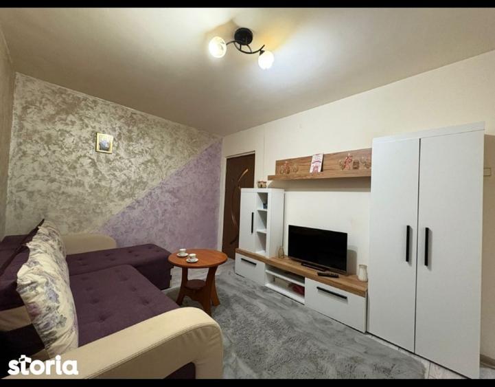Apartament cu 2 camere semidecomandat în Mureșeni