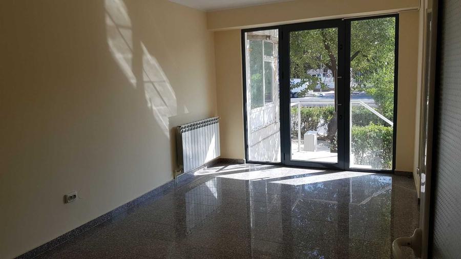 Spațiu comercial, de 20 mp, în Siderurgiștilor