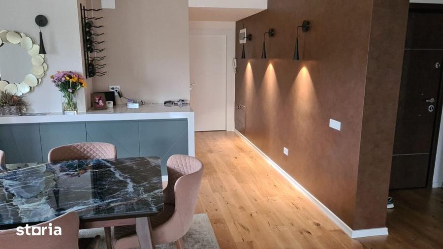 Apartament cu 4 camere în Central