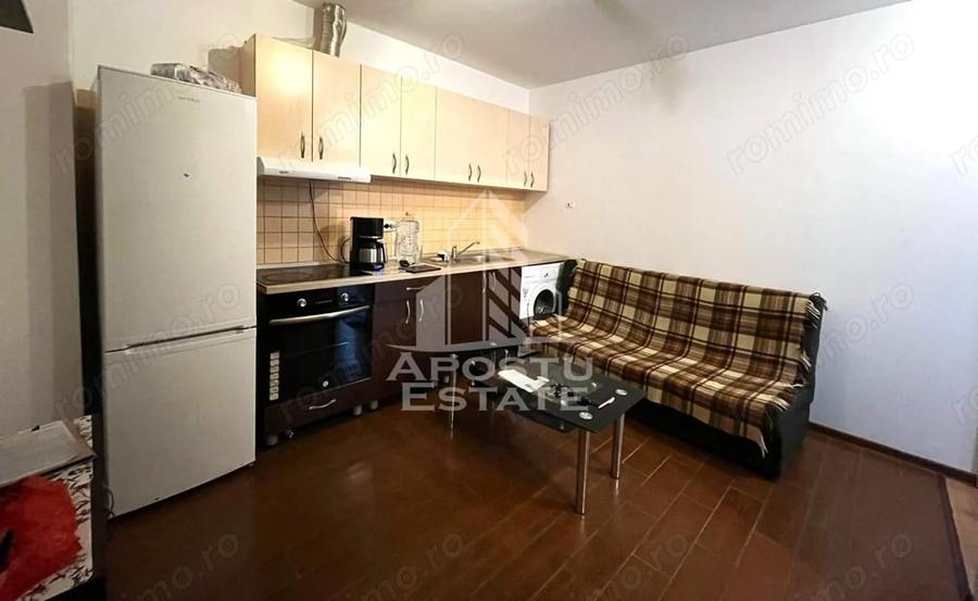 Apartament cu 2 camere decomandat în Soarelui