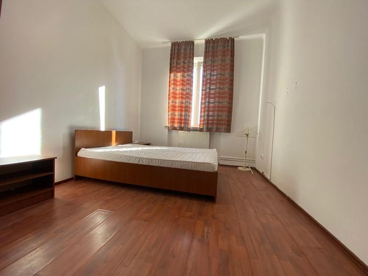 Apartament cu 2 camere decomandat în Băneasa