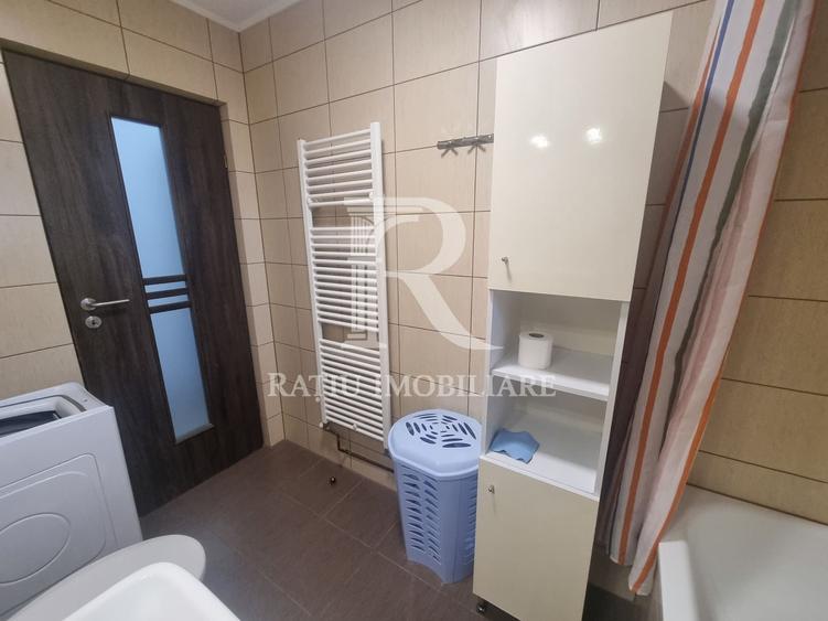 Apartament cu 2 camere semidecomandat, mobilat în Gojdu