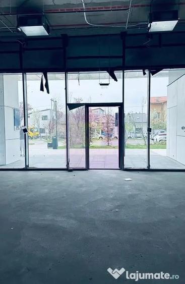 Spațiu comercial, de 111 mp, în Sebastian