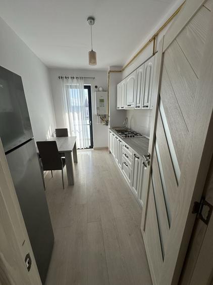 Apartament cu 2 camere decomandat în Traian