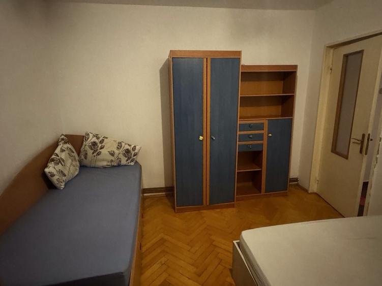 Apartament cu 2 camere decomandat în Liteni — fotografia 3