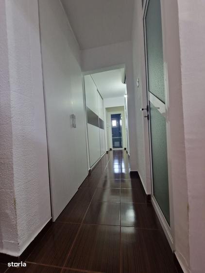 Apartament cu 3 camere decomandat în Inel II