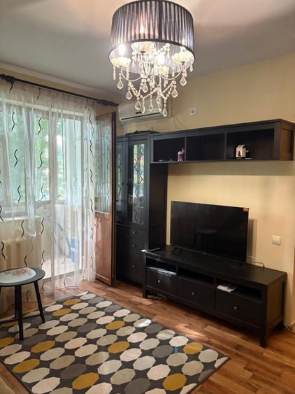 Apartament cu 2 camere semidecomandat în Tomis II