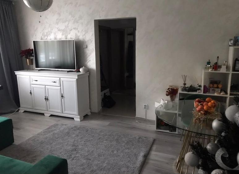 Apartament cu 2 camere semidecomandat, mobilat în Iancului