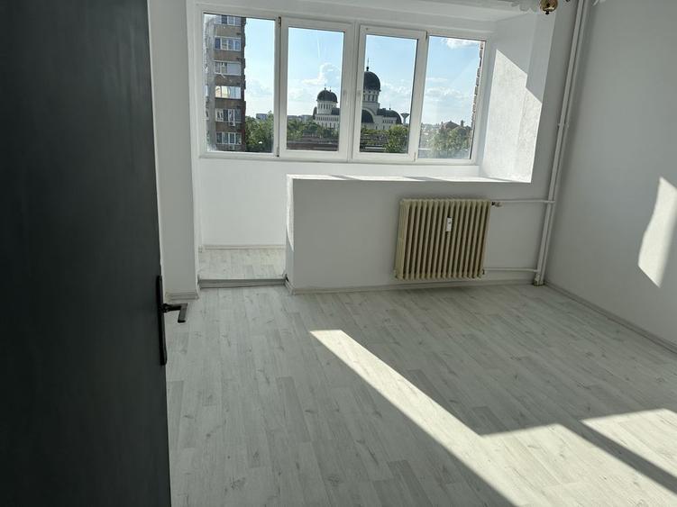 Apartament cu 2 camere decomandat în Podgoria