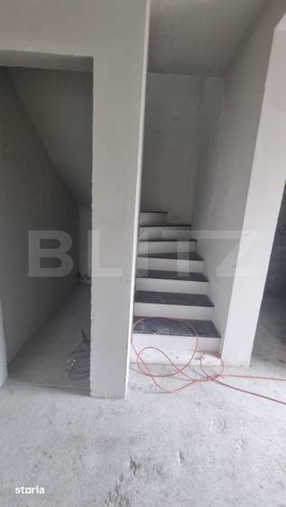 Casă cu 4 camere cu Teren 250 Mp în Rediu