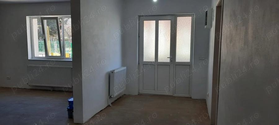 Casă cu 3 camere cu Teren 860 Mp în Târgu Ocna