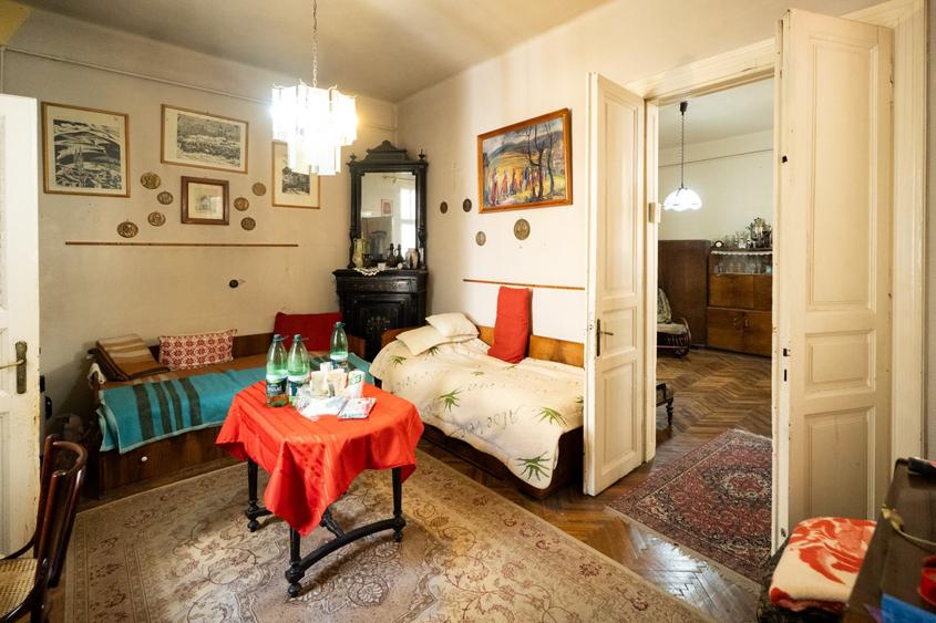 Apartament cu 2 camere semidecomandat în Horea