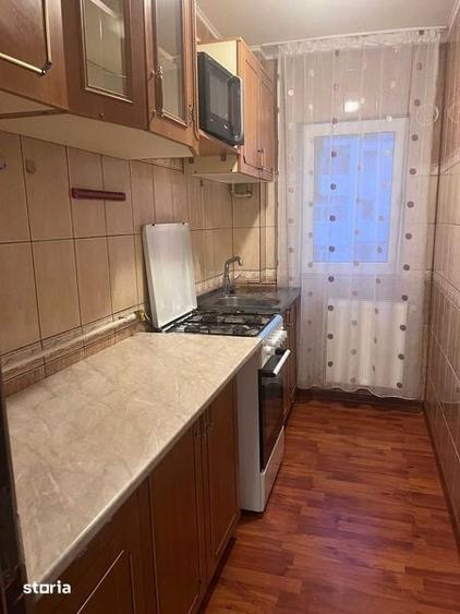 Vand apartament 2 camere ,decomandat zona Sud. - 1