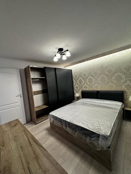 Apartament cu 3 camere decomandat în Malul Mureșului