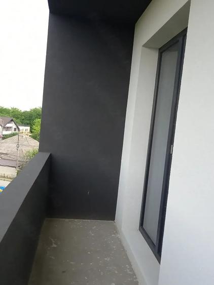 Apartament cu 2 camere semidecomandat în Lazu