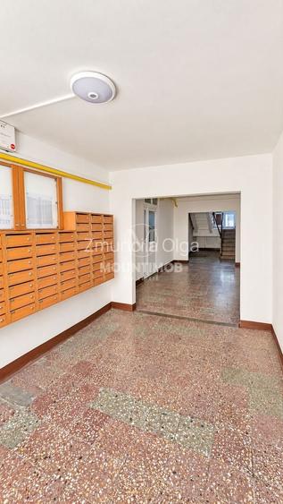 Garsonieră renovată și mobilată | Etaj 3/4 | Tractorul/Brașov