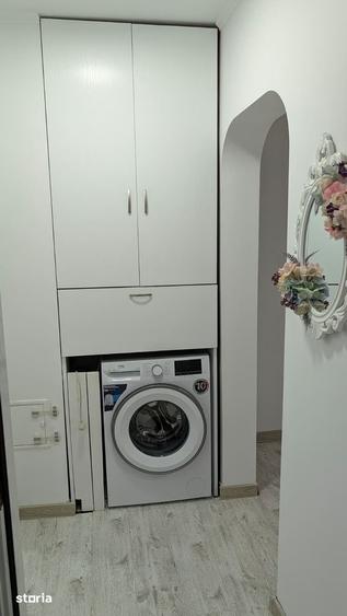 Apartament cu 3 camere în Titan