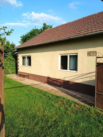 Casă cu 3 camere în Dorobanți