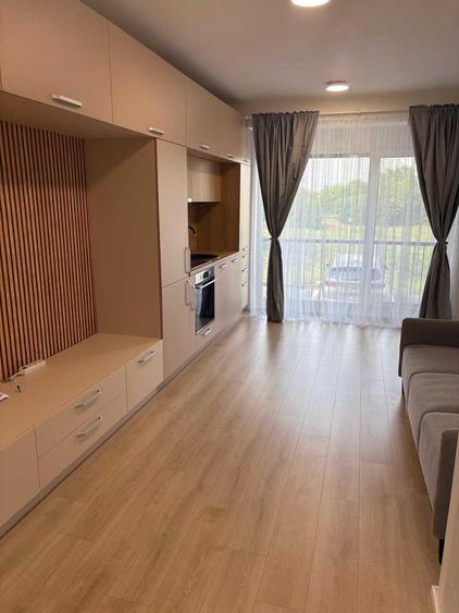 Apartament cu 2 camere decomandat în Lipovei