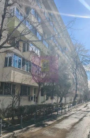 Apartament cu 2 camere semidecomandat în Lacul Tei