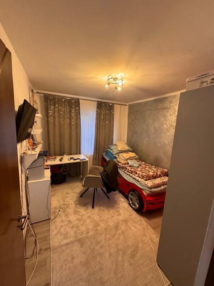 Apartament vanzare 4 camera 2 baie - 2