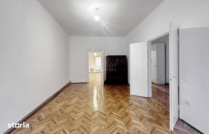 Apartament cu 3 camere, mobilat în Centrul Istoric