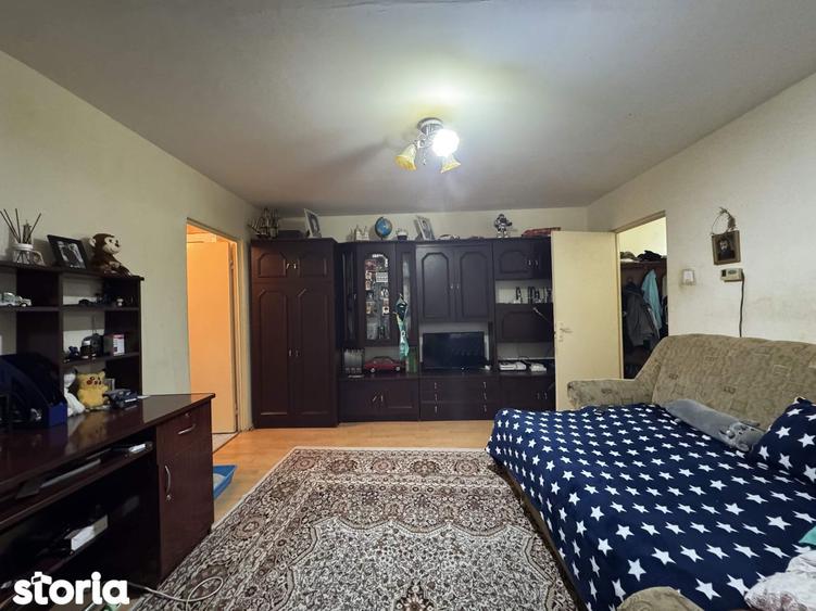 2 cam, etaj 1, 51 mp, fara imbunatatiri, Aleea Rozelor - 10