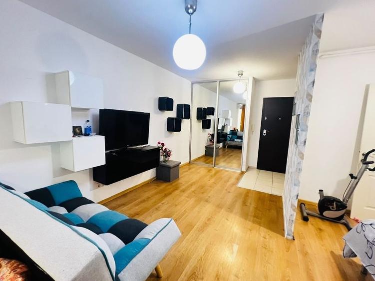 Apartament semidecomandat în Central