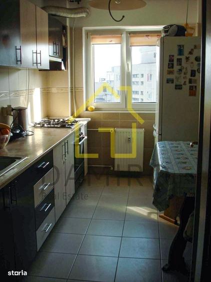 Apartament cu 2 camere decomandat în Mihai Bravu