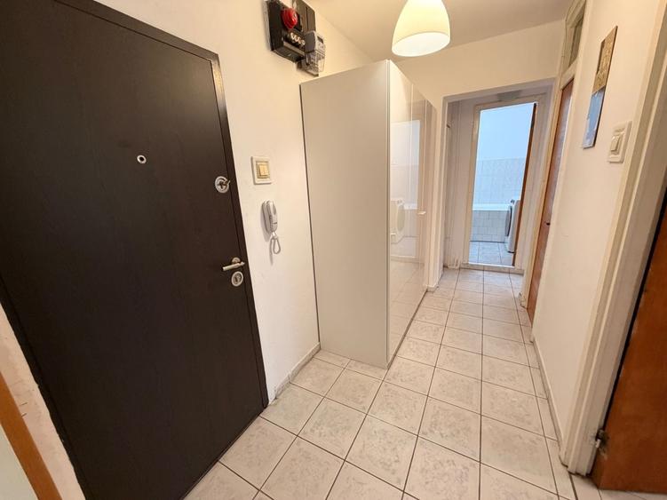 Apartament cu 2 camere în Drumul Taberei