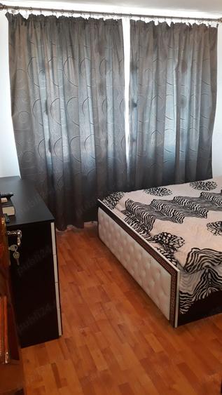 Apartament cu 2 camere decomandat în Calafat