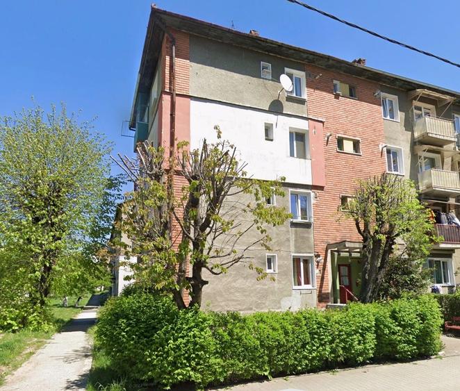 Garsonieră decomandată în Petros